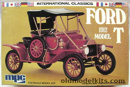 MPC 1/32 Ford 1912 Model T, 2-1017 plastic model kit